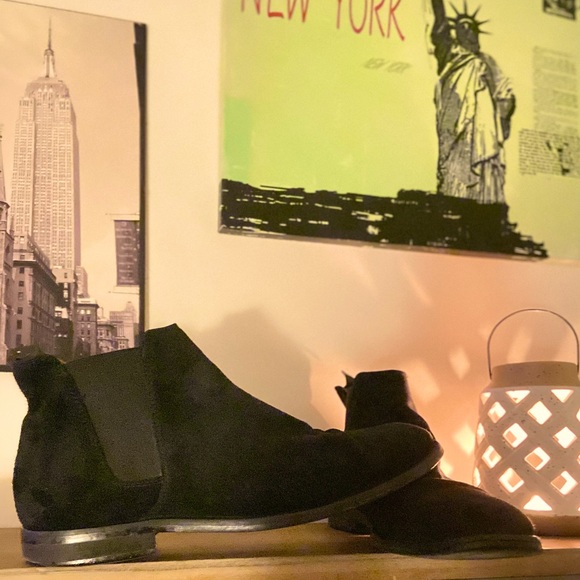 ALDO Suede Brunch Boots! - Picture 3 of 4